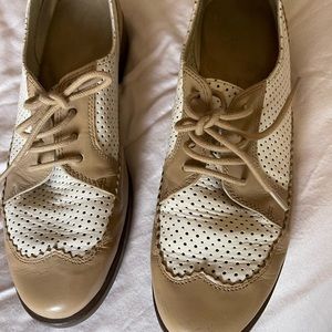 Aerosoles  comfortable shoes